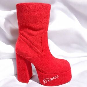 Size 9…....Red Velour Ladies Platform‎ Boots.  New #W. Koi Teletubbies